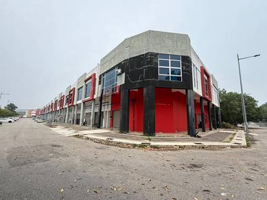 Corner Lot Extra Land Ground Floor Shoplot Rembia Alor Gajah