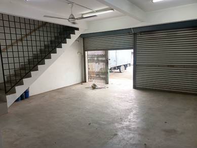 1.5sty Shop Lot, Pusat Perdagangan Seri Kembangan, Seri Kembangan