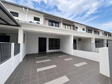feature ad 【Special Offer‼️】Teres 2 Tingkat, Bulanan 1600 🏡 Hartalega NGC Sepang