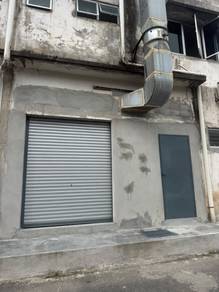 intermediate ground floor shop in bukit serdang for rent