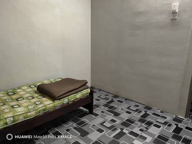 Perumahan Pantai Permai Pantai Dalam Blok C Room For Rent Lelaki