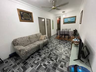 Perumahan Pantai Permai Pantai Dalam Blok C Room For Rent Lelaki