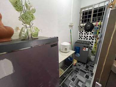 Perumahan Pantai Permai Pantai Dalam Blok C Room For Rent Lelaki