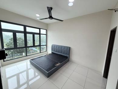 Bukit Indah @ 8 Scape Perling Condo Low Deposit For Rent - 2 Car Park