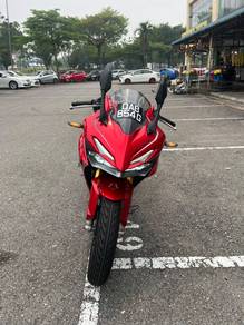 Honda CBR150R -FULLY ORIGINAL KILANG 30565KM