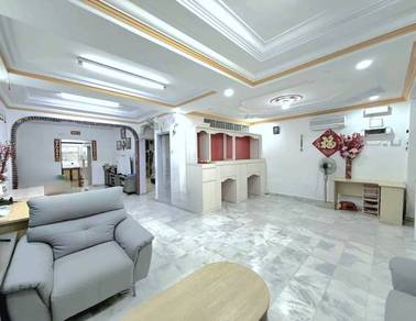 Taman Desa Cemerlang Double Storey house for Sale