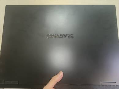 LIKE NEW I7-13TH 16GB DDR5 5200mhz 4050 512GB