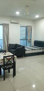 Cybersquare Soho studio available for rent