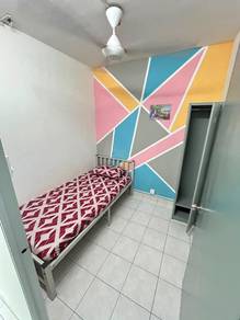 Single Room Male at Flora Damansara Empire City 1Utama The Curve TTDI
