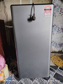 ​Peti Ais Hisense 170L RM200 NETT Warranty