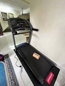 Johnson Fitness Horizon T101 Treadmill