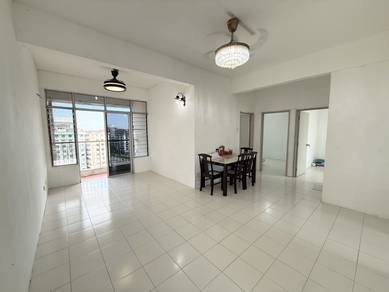 Pangsapuri Mawar Apartment at Raja Uda for Sale