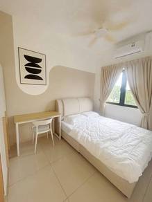 [Negotiable] One Equine 1+1Room New Reno Free Bus to MRT direct to UPM