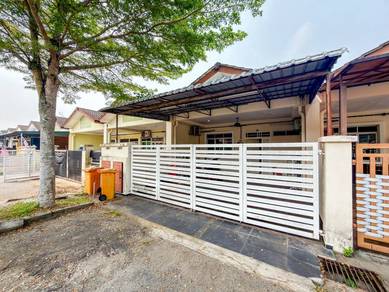 RENOVATED Single Storey Terrace, Taman Semenyih Permai, Semenyih