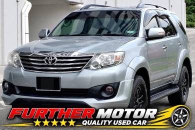 MPV 8-Seat FullLeather 2013 Toyota FORTUNER 2.7 V