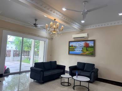 3Storey Corner lot Bungalow with lift at 1080 Residence ,Kajang