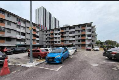 Rumah Pangsa Larkin ( Flat Larkin )