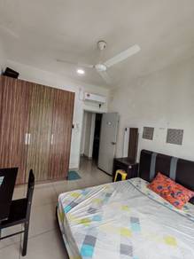SEASON LUXURY APARTMENT | MEDIUM ROOM FOR RENt 🇸🇬✨  🔥