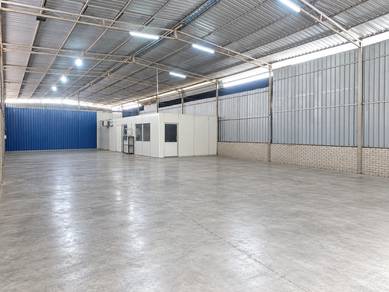 Warehouse at Permatang Tinggi for Rent