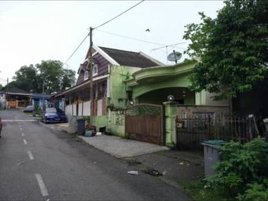 Single Storey Low Cost Taman Cantik, Kulai, Johor
