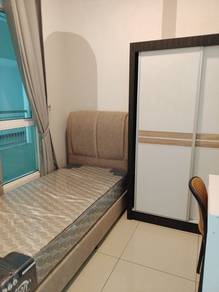 Ready to move in Fully furnished Single Room for rent @ Saville D'lake