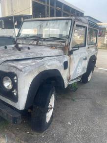 D90 Land Rover DEFENDER 2.5 (M) 1991