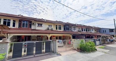 BELOW MARKET! 2 Storey House 22x75 TAMAN SEMENYIH MEWAH Kajang East