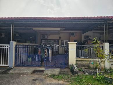 Single storey terrace at Batu Berendam Melaka