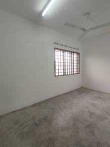 Doule Storey Low Cost @ Taman Kota Masai For Rent