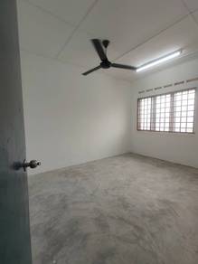 Doule Storey Low Cost @ Taman Kota Masai For Rent