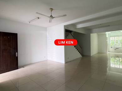 Lintang Penawar 3-Storey Terrace, Jelutong (nice location)