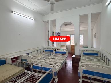Jalan Hamilton Single-Storey Bungalow @ Jelutong (nice location)