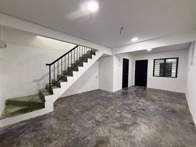 Double Storey Low Cost at Taman Molek, Johor Bahru