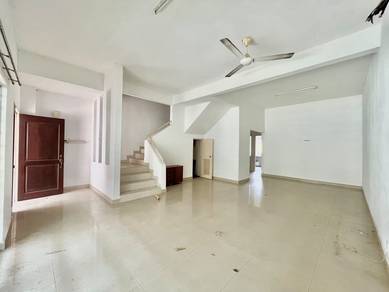 2 Storey Terrace House Landed, Serdang Heights Seri Kembangan