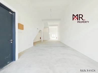 NEW UNIT @ Double Storey Shop Lot Pusat Perniagaan Aera FOR RENT