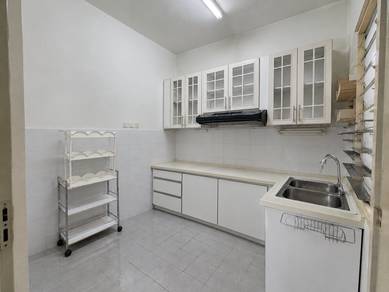 Cheaper Well Maintain Unit Almost Fully For 1st Home Buyer Good ROI