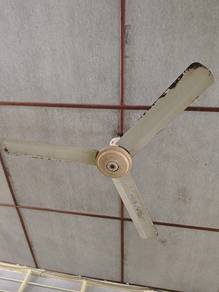 (Used) KDK 3 Blade Ceiling Fan