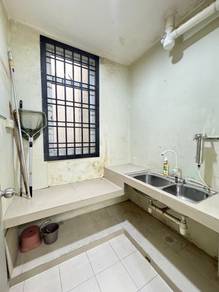 Larkin Idaman Apartment-3