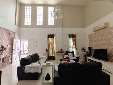 3-Storey Semi Detached House with CL999 Title