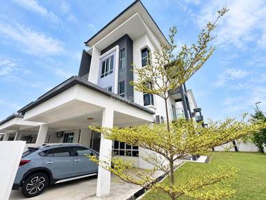 Corner 3 Storey House Taman Suria Warisan Sepang For Sale