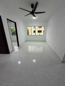 Taman Setia Indah 2nd Floor @FLAT Blok 4 3Bed & 2 Bath New renovated