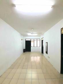 Mentari Court Blok A – Near Main Gate, KTM, BRT & Sunway Pyramid