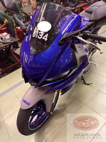 Yamaha r25  6134