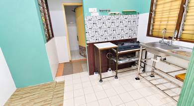 Aman Putra Apartment Kepong vacant