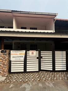 Rumah 2 Tingkat Cantik Siap Renovate Sitiawan- MUR MUR JE👍🏼👍🏼👍🏼
