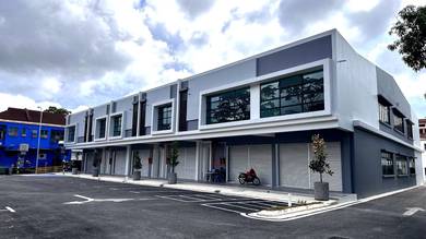 Ground Floor Shop Taman Desa Cemerlang ulu tiram end lot ready unblock