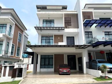 3 Storey Semi D Verge 32 Puncak Melawati