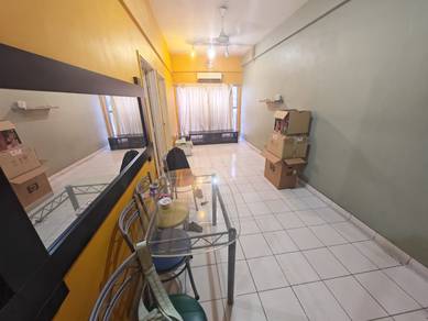 Suria Apartment (Damansara Damai)