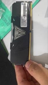 viper ddr4 8gb 3200mhz ( Rgb )
