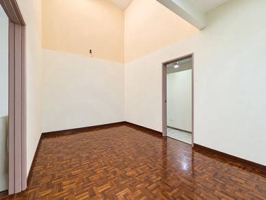 Kota Kemuning Double Storey Terraced House Renovated Well maintained